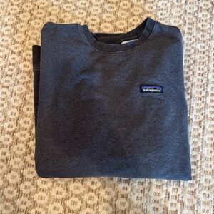 Patagonia Gray Crewneck Longsleeve Sweatshirt